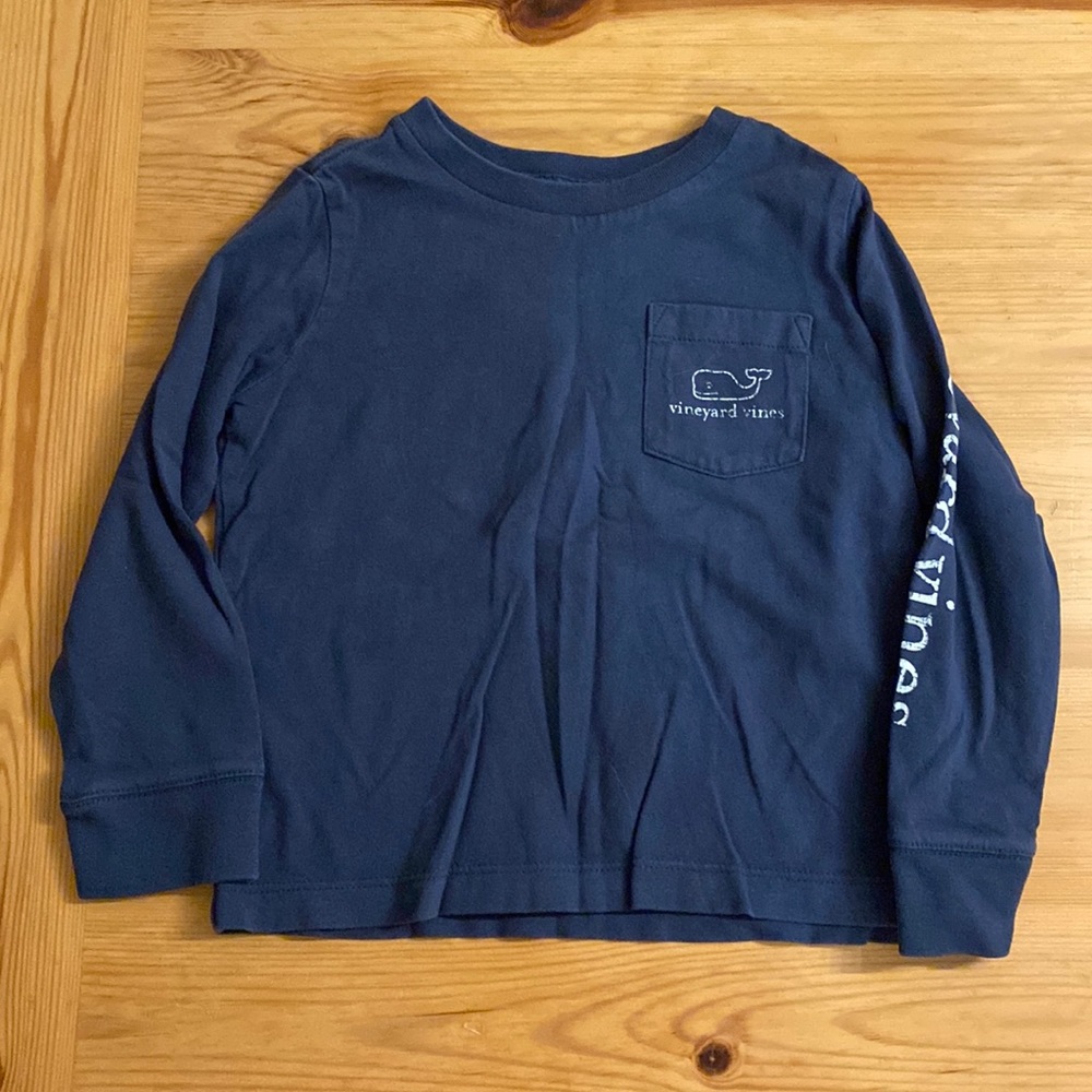 Like new VV navy long sleeve
